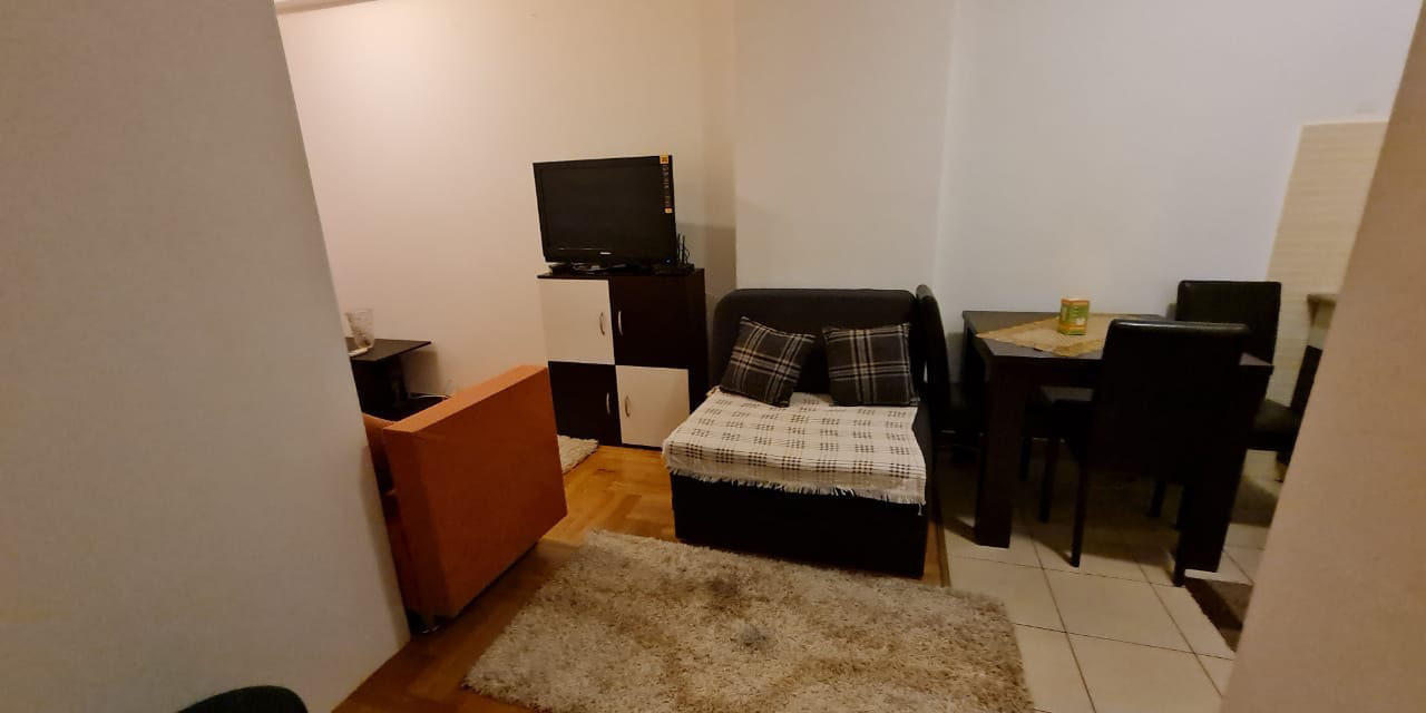 В Будве сдается в аренду 2-х комнатная квартира площадью 43 кв.м.